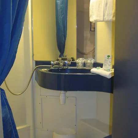 Kyriad Direct La Beaujoire Nantes