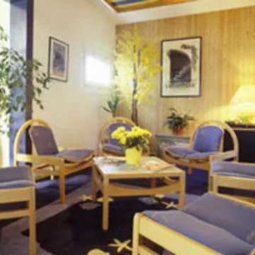 Kyriad Direct La Beaujoire 2*